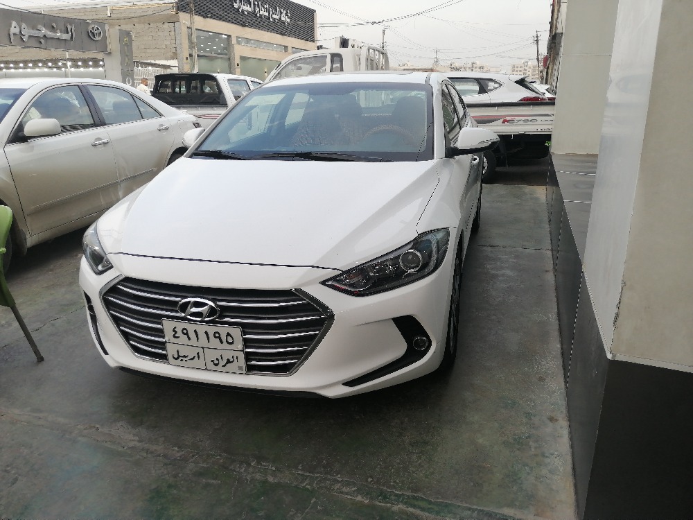 هیوندای ئەلەنترا